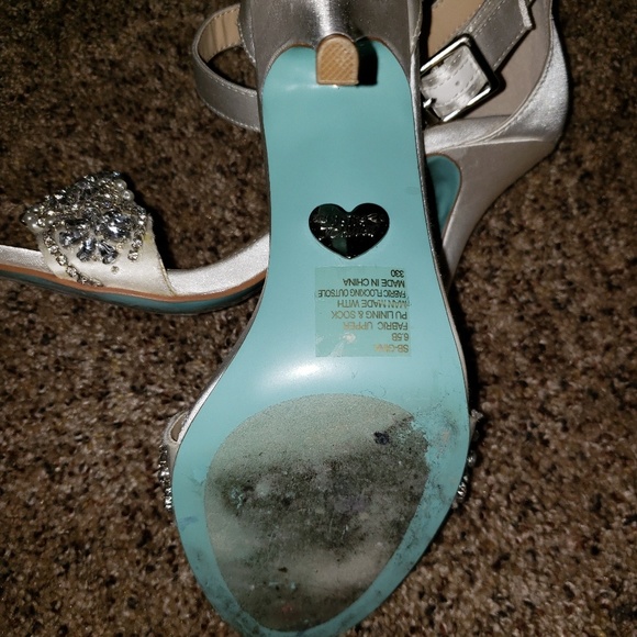 Wedding Shoes - Picture 3 of 3